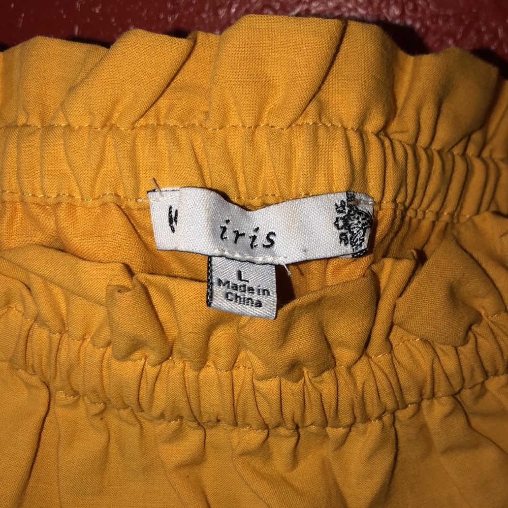 Iris Mustard Ruffled Top - Picture 3 of 5